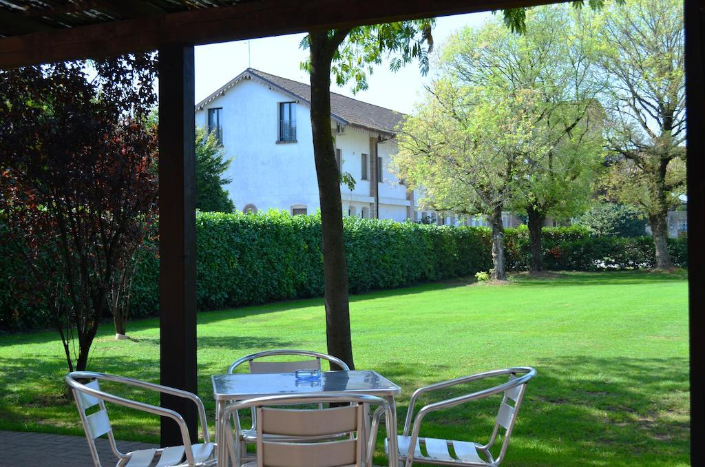 Agriturismo La Fraccina Villa Spino d'Adda ภายนอก รูปภาพ